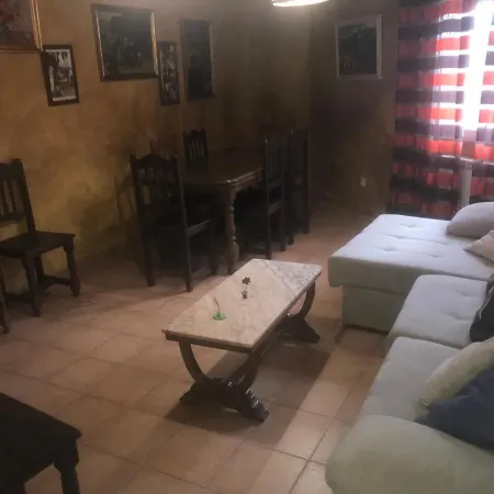 Casas Encinares 펜션 *