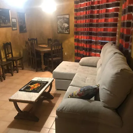 펜션 Casas Encinares Narrillos de San Leonardo